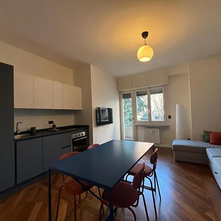 Design, Light & Comfort In Apartamento *